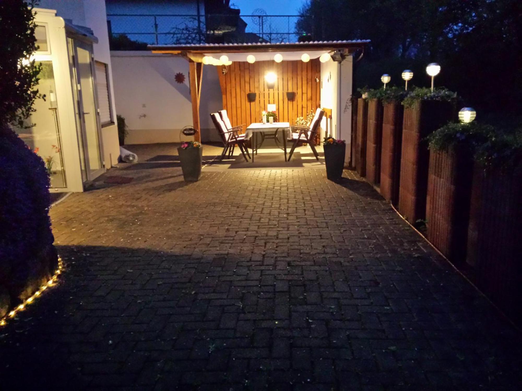 Ferienwohnung Kiruga คิพเพนไฮม์ ภายนอก รูปภาพ