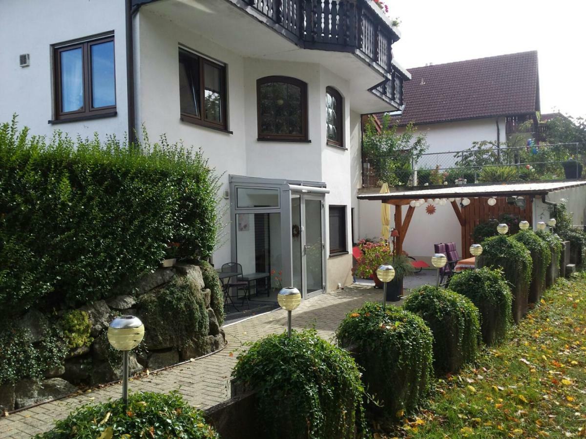 Ferienwohnung Kiruga คิพเพนไฮม์ ภายนอก รูปภาพ